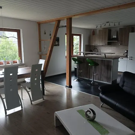 Ferienwohnung Zur Alten Brauerei, Free Wi-Fi+Parken, 3 Schlafzimmer, Grillecke Lehesten Exterior photo