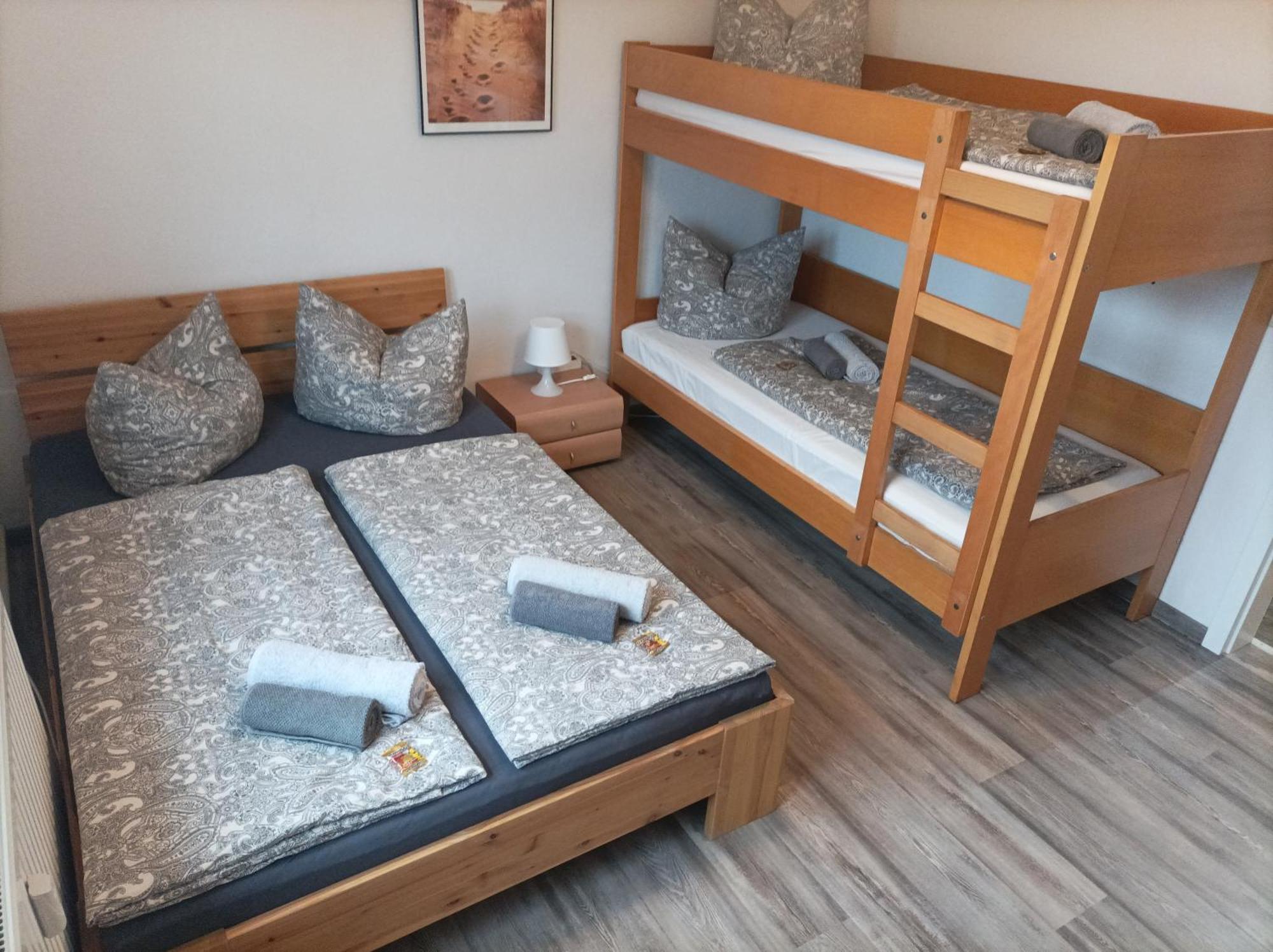 Zur Alten Brauerei, Free Wi-fi+parken, 3 Schlafzimmer, Grillecke * Lehesten