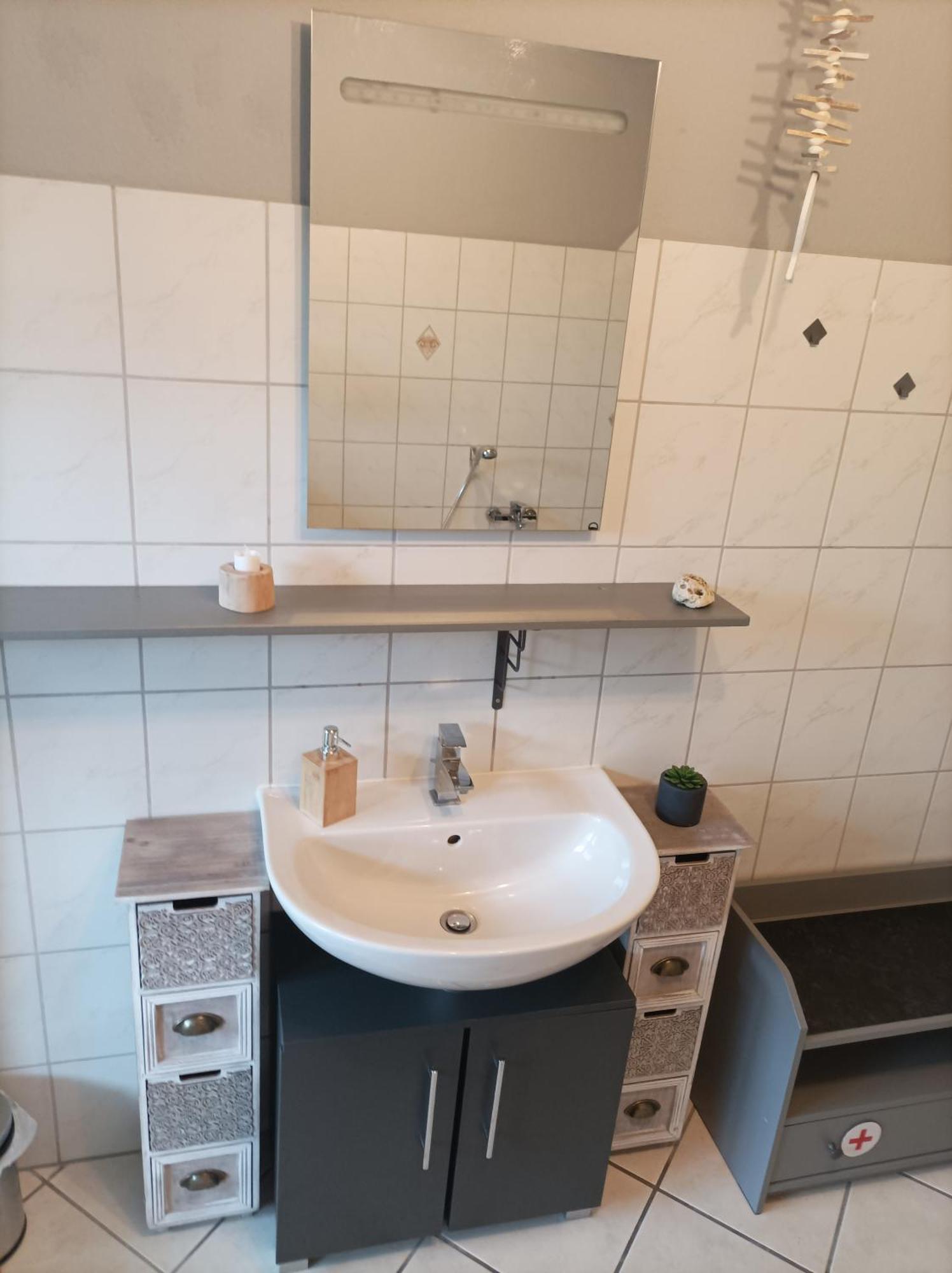 Zur Alten Brauerei, Free Wi-fi+parken, 3 Schlafzimmer, Grillecke Appartement *
